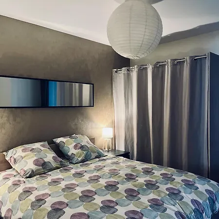 L'haussmanien Au Coeur De Appartamento